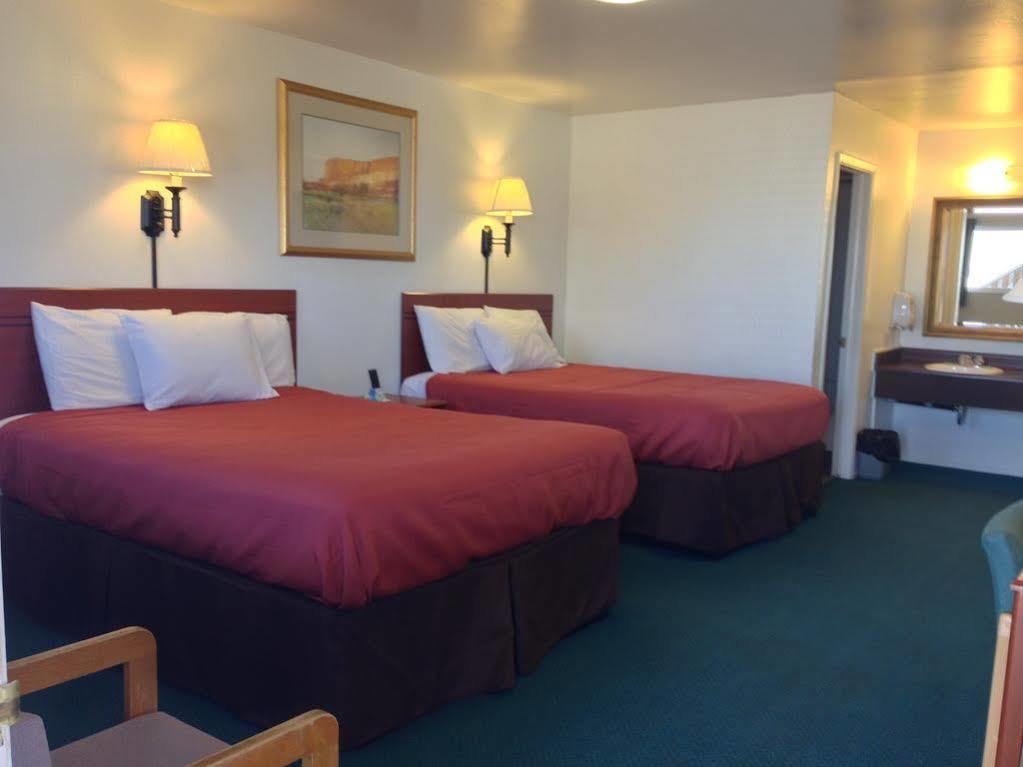 Canyonlands Motor Inn Monticello Esterno foto